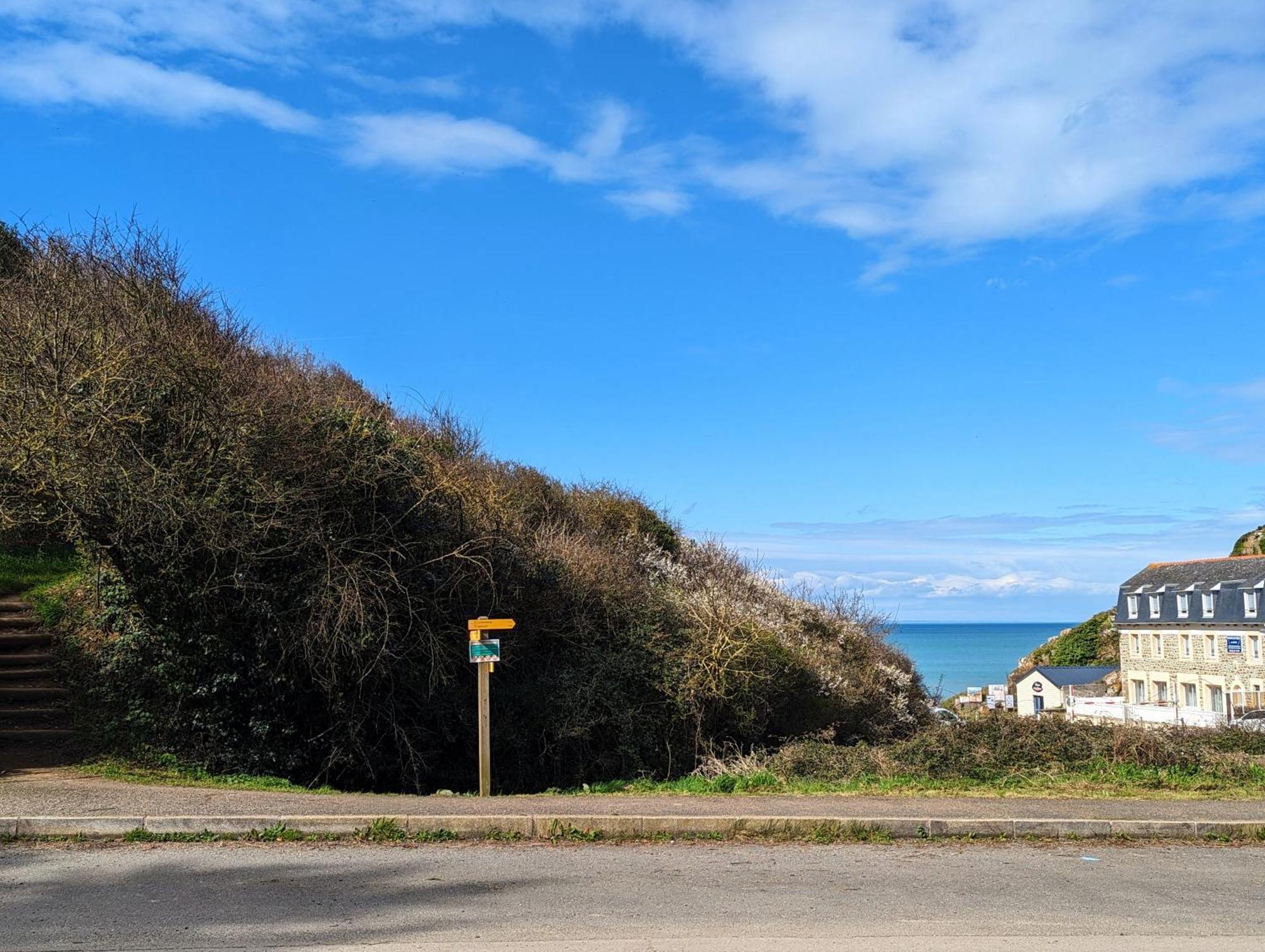 Appart Vue Mer-Au Pied Du Chemin De Randonnee " Bassan" Planguenoual Luaran gambar